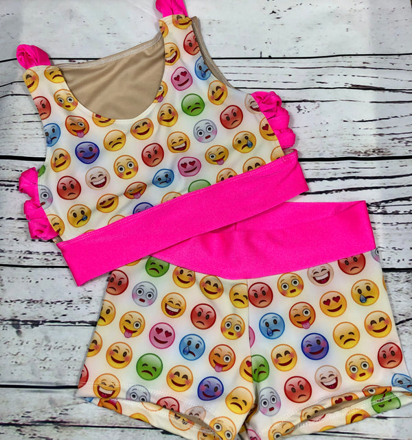 Emoji dance set- child size 8/9